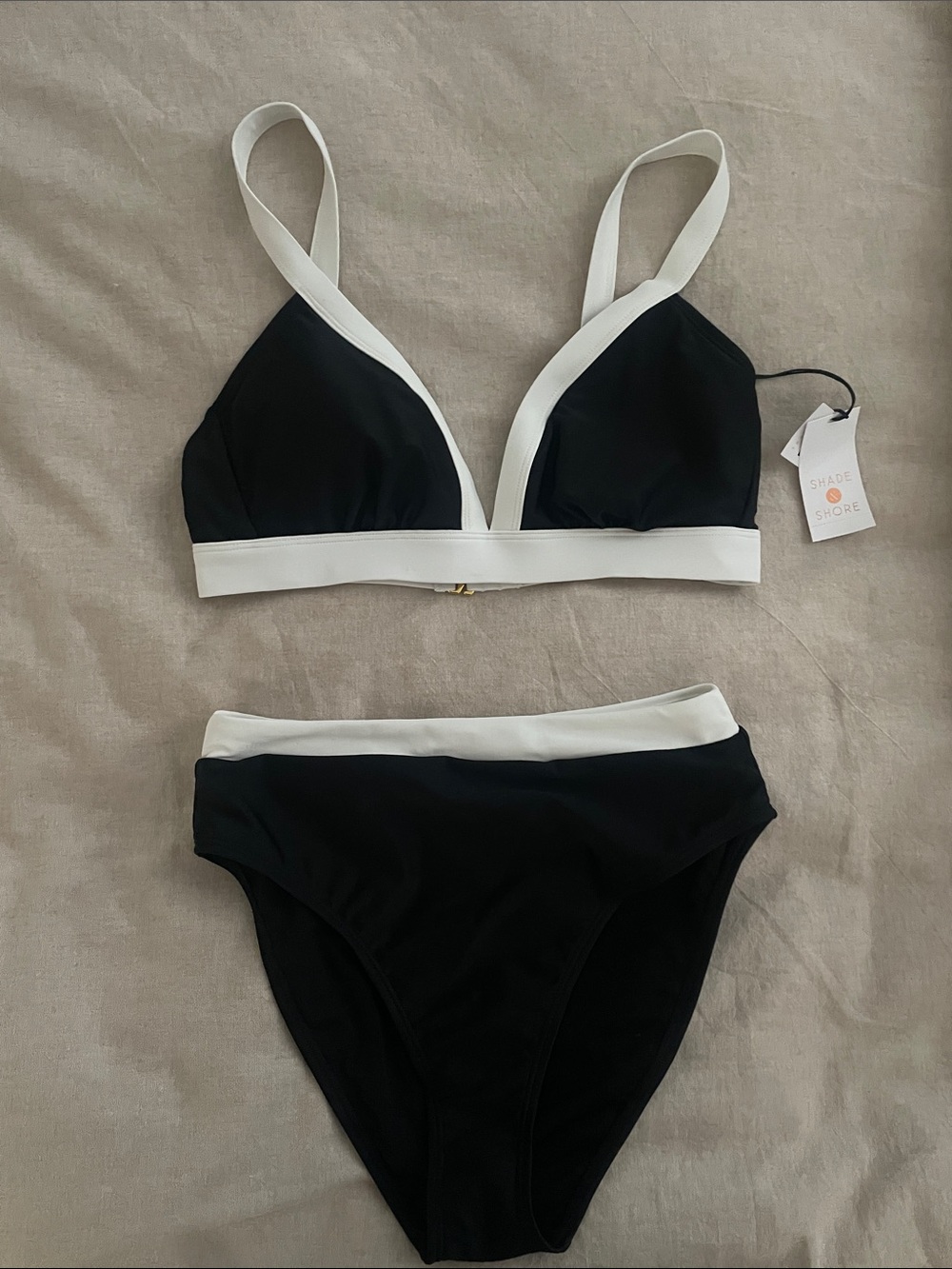 Shade & Shore Black and White V-Plunge Bikini Set with High Waist Bottoms - Picture 1 of 4